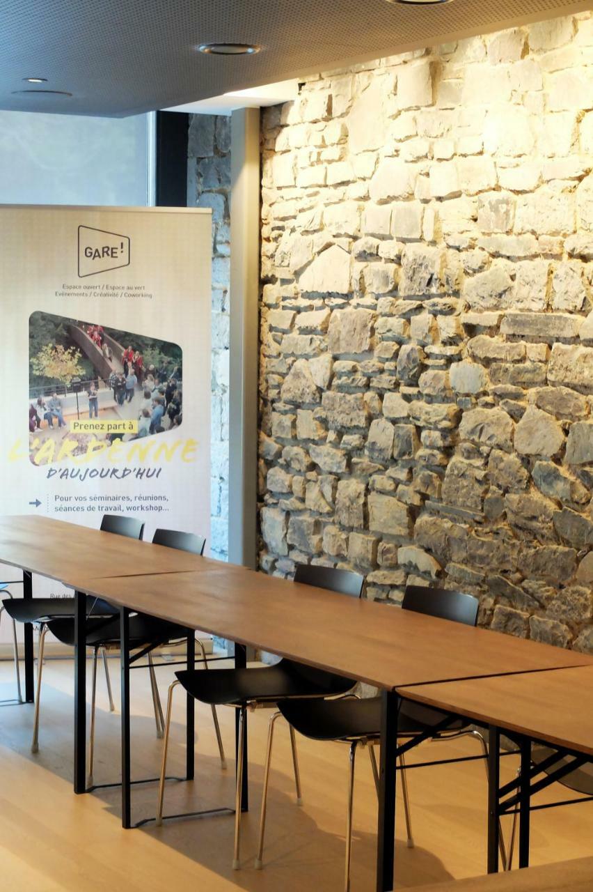 Hotel Val De Poix- Logis Hotel Restaurant Сен-Юбер Екстериор снимка